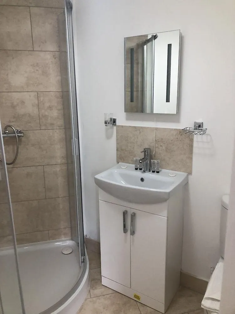Bourne Hall Hotel Bournemouth 2*,